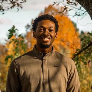 Meet your Posher, Ray